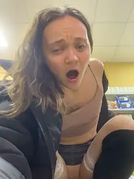 TheYourL live sex cam