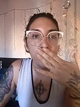 Melinerd live sex cam