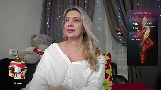 Alessandra92 live sex cam