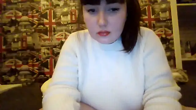 Lynylou live sex cam