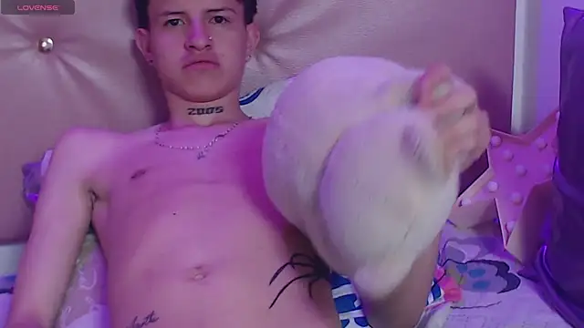 iam_lukas__ live sex cam