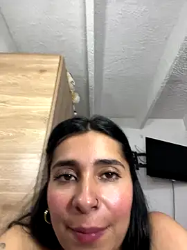 Meganmilk1 live sex cam