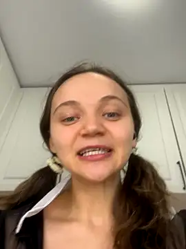 TheYourL's cam snapshot