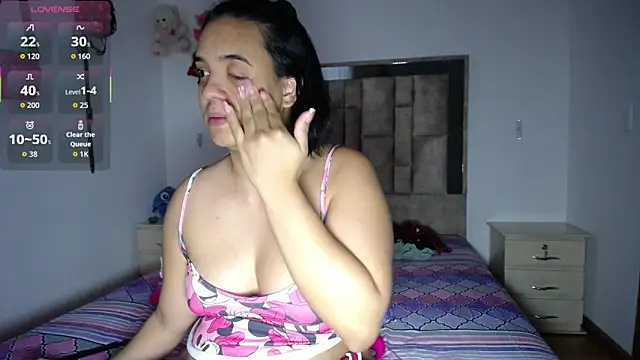 tiffany__pink's cam snapshot