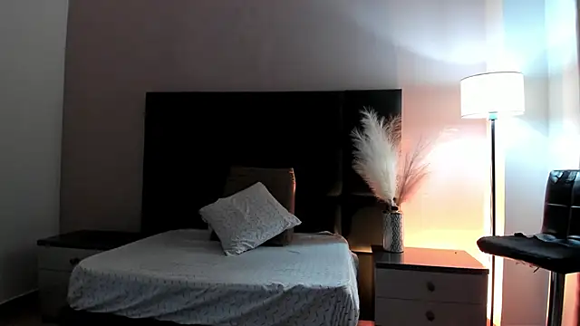 XenaRevelo's cam snapshot