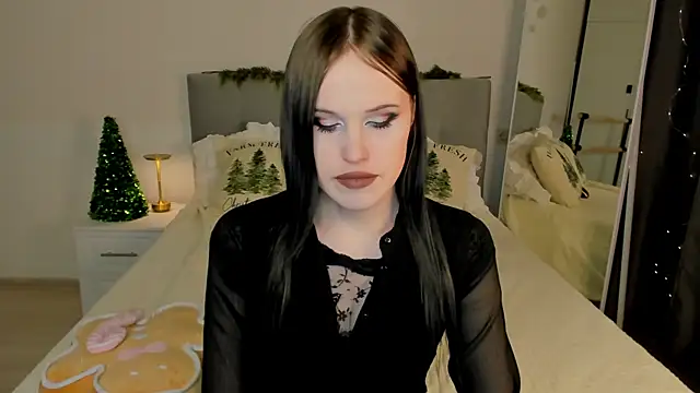 EffieMinki live sex cam