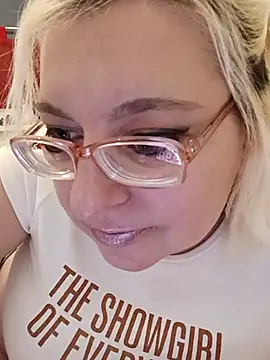 VikaKing live sex cam