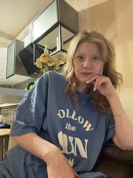 MaryHiggins live sex cam