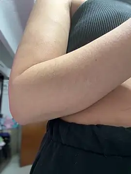 Salome_golvert live sex cam