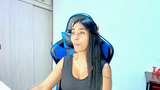 sophiax-x live sex cam