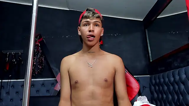 Timmy_Kiing_ live sex cam