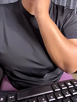 Ritu-Babe live sex cam