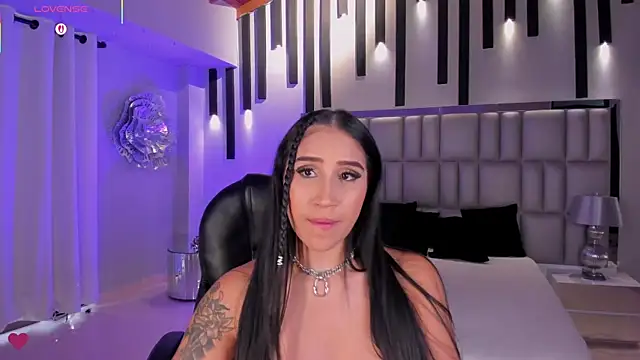 NickyLawson live sex cam