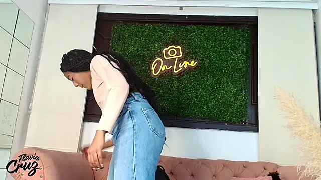 flavia_cruz live sex cam