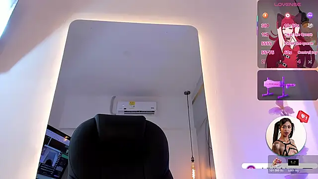 Juliett_Adams_ live sex cam