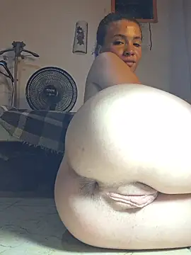 PocaHontas2026's cam snapshot