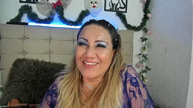 yayita_mature live sex cam