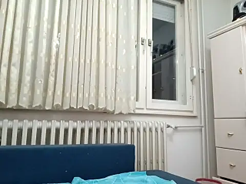 milf44milf's cam snapshot