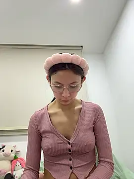 Bonniepark live sex cam