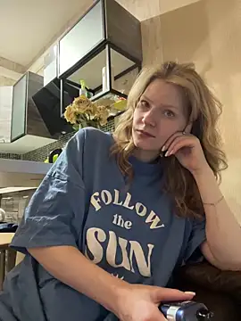 MaryHiggins live sex cam