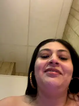 kriztal_pretty's cam snapshot