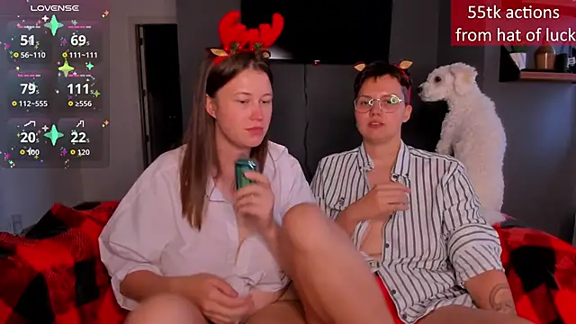 Tenderly_Couple's cam snapshot