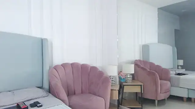 ChantalGarner's cam snapshot