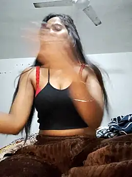 cute_radhikaa's cam snapshot