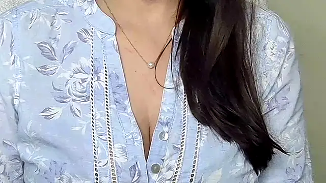 Naina_For_You's cam snapshot