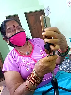 savithasree's cam snapshot