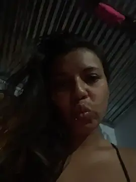 cinthia2011's cam snapshot