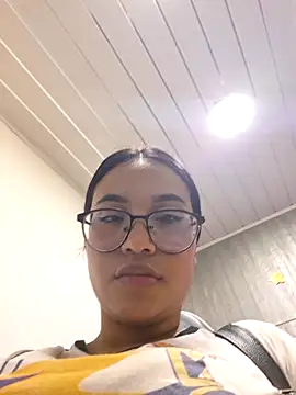 susan_mooree's cam snapshot