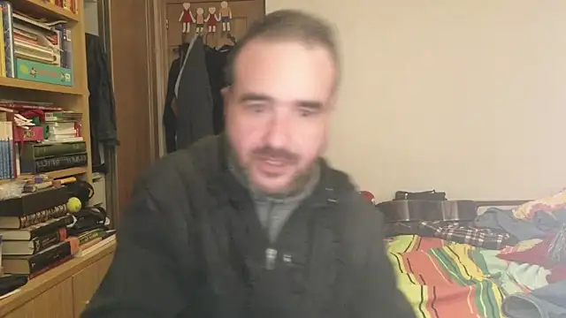 curiosillo83 live sex cam