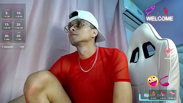 Ares_funn's cam snapshot