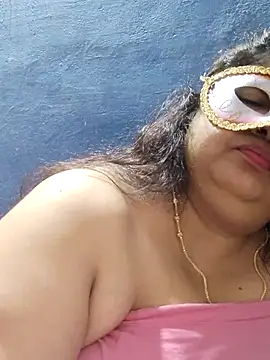 tamilthanushri live sex cam