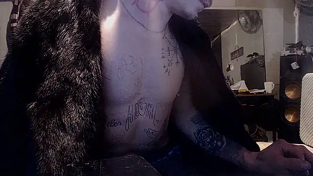 mastertrap live sex cam