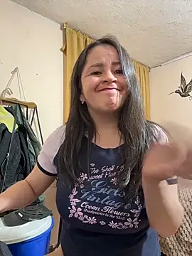 latinfemale live sex cam