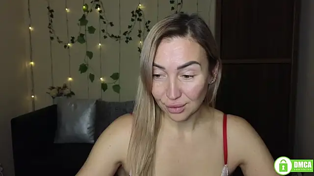 Kiss_julli88I's cam snapshot