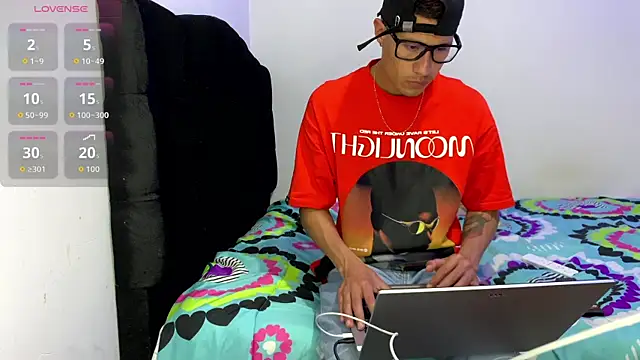 Latin_Paisa_Boy's cam snapshot