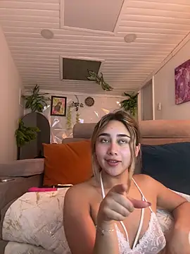 Hornyholly__'s cam snapshot