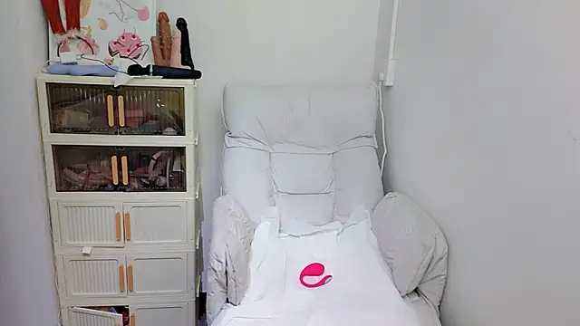 9aunatiis live sex cam