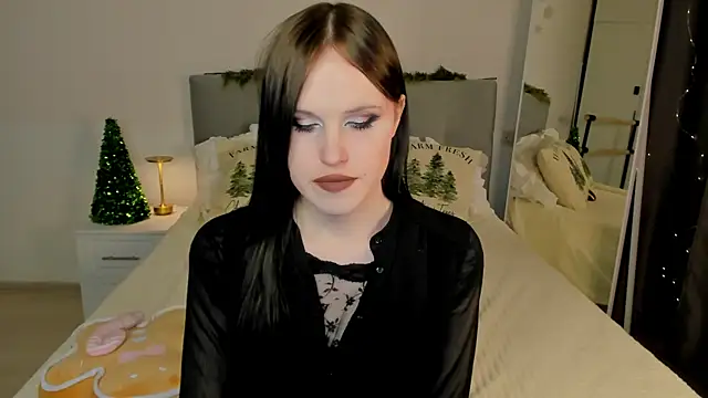 EffieMinki live sex cam