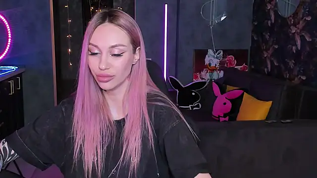 Blckmirrorr's cam snapshot