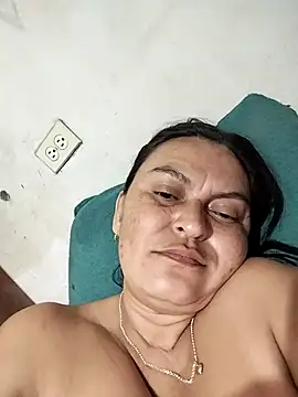 Horny-Mommy-Dirty live sex cam