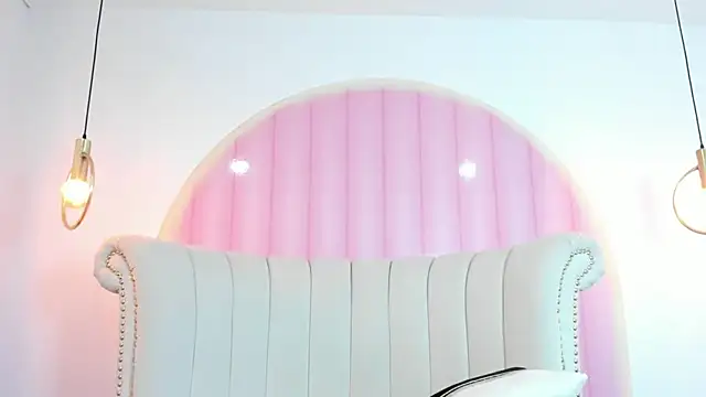 Emilia_Bons's cam snapshot