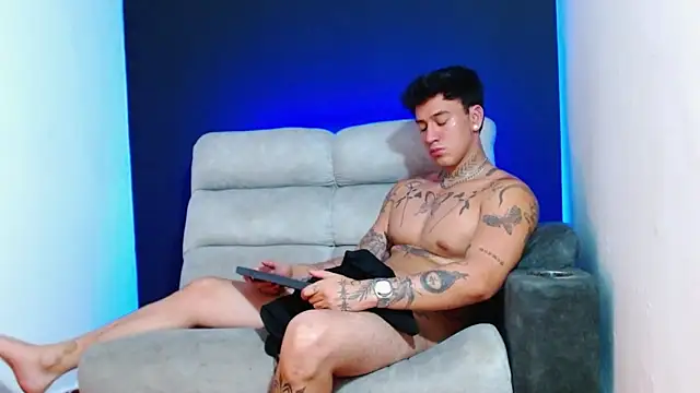 JUSTIN_FULLER1 live sex cam