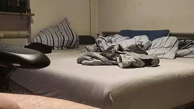 Alphapimmelchen live sex cam