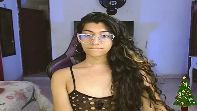 engielphoenis14 live sex cam