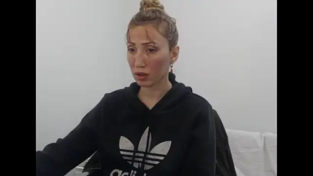 rosepuss's cam snapshot