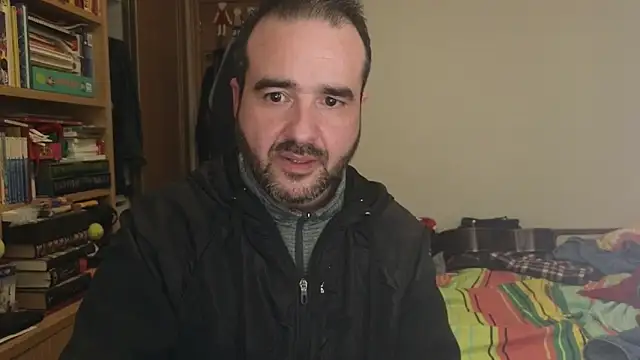 curiosillo83 live sex cam